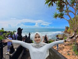 Pantai Ngobaran: Hidden Gem Jogja! Berasa Wisata ke Bali!